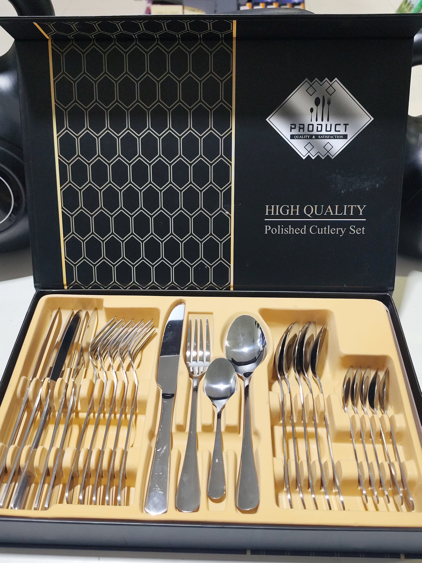 Set de Cubiertos de Acero Inoxidable 24 piezas de cubiertos